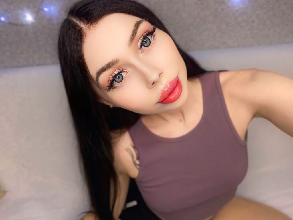 AmyTixy's Premium Pictures and Videos